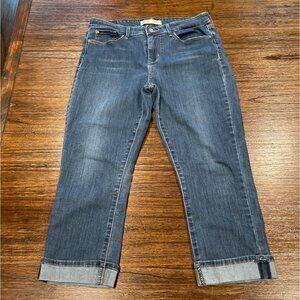 Levi Strauss Signature Women's Sz 8 Mid-Rise Capri Jean Cropped 22"L Stretch